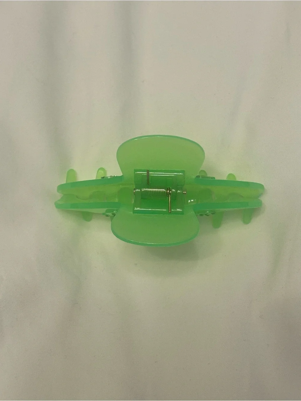 Skims Lime Green Claw Clip